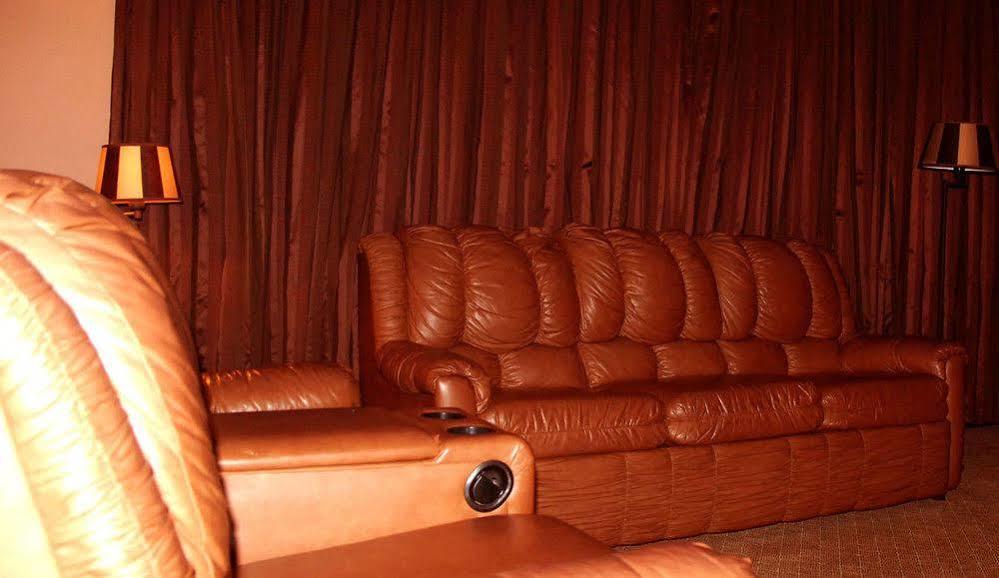 Hotel Elegance Nv Paramaribo Luaran gambar