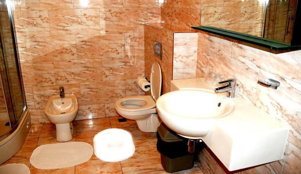 Hotel Elegance Nv Paramaribo Luaran gambar