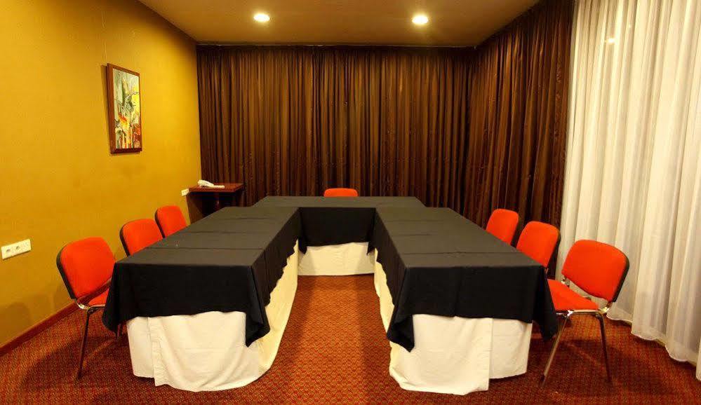 Hotel Elegance Nv Paramaribo Luaran gambar